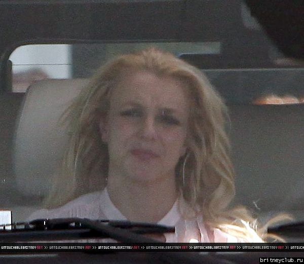 Бритни делает покупки в Лос-Анджелесе11.jpg(Бритни Спирс, Britney Spears)