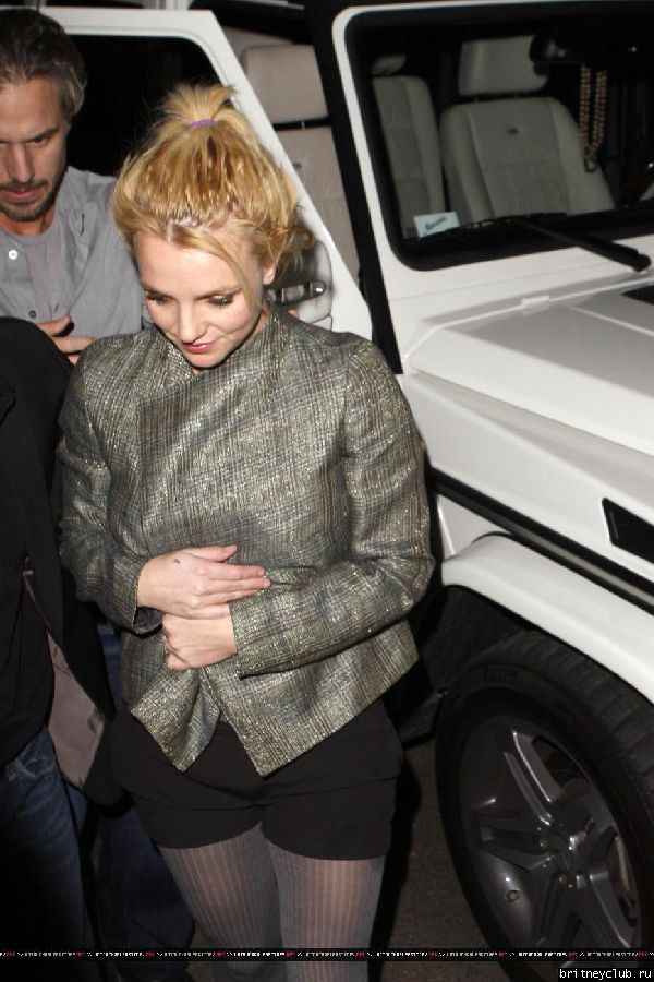 Бритни покидает клуб Troubador37.jpg(Бритни Спирс, Britney Spears)
