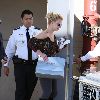 Бритни на шоппинге в Вудленд Хиллз