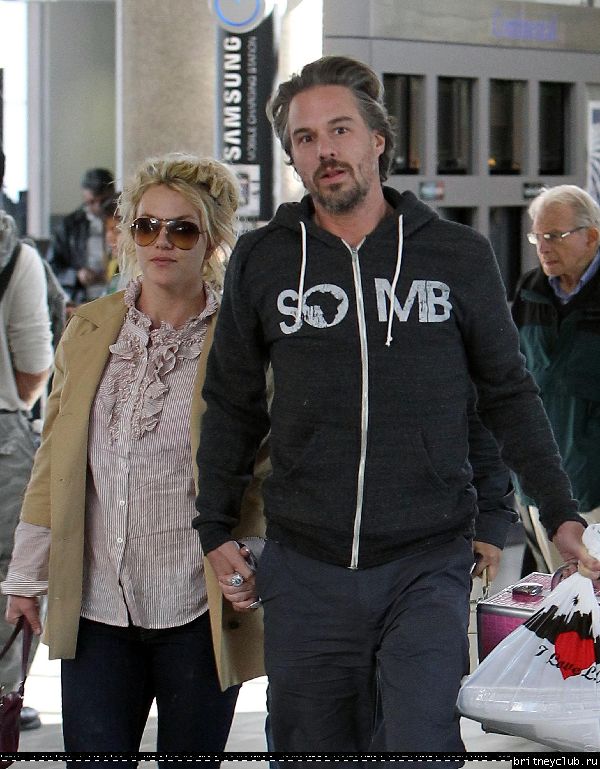 Бритни и Джейсон в аэропорту LAX5.jpg(Бритни Спирс, Britney Spears)