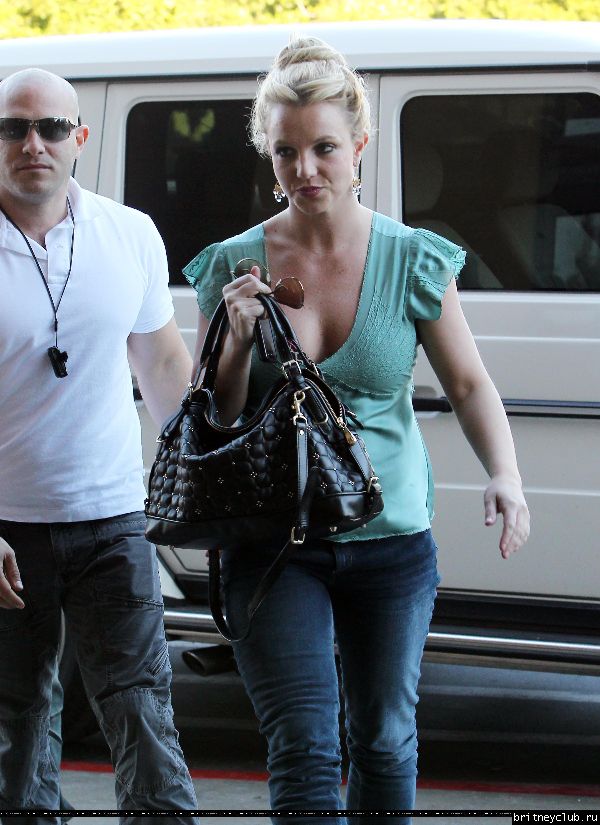 Бритни в Вудленд Хиллз052.jpg(Бритни Спирс, Britney Spears)