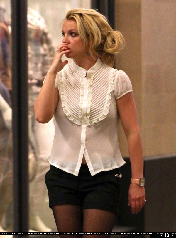 Бритни в ТЦ  Westfield Mall08.jpg(Бритни Спирс, Britney Spears)