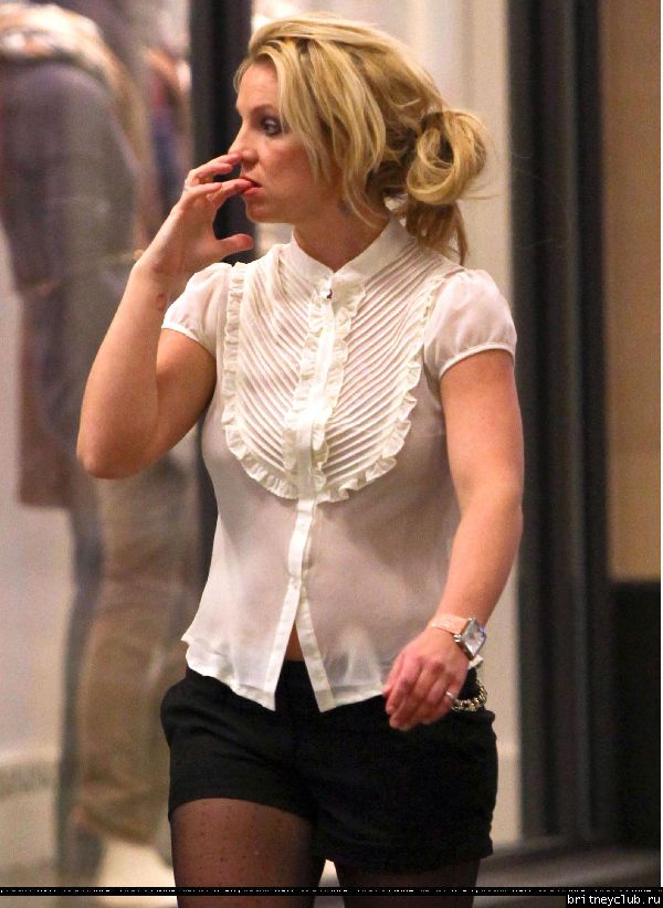 Бритни в ТЦ  Westfield Mall09.jpg(Бритни Спирс, Britney Spears)