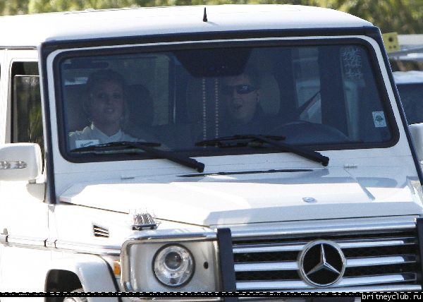 Бритни покидает торговый центр Westfield Mall47.jpg(Бритни Спирс, Britney Spears)