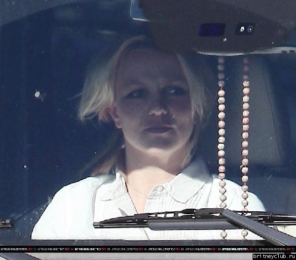 Бритни в Калабасасе02.jpg(Бритни Спирс, Britney Spears)