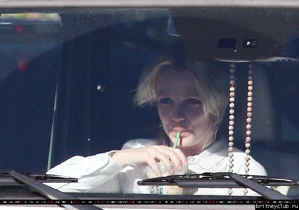 Бритни в Калабасасе08.jpg(Бритни Спирс, Britney Spears)