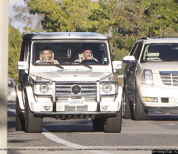 Бритни и Джейсон в Burbank13.jpg(Бритни Спирс, Britney Spears)