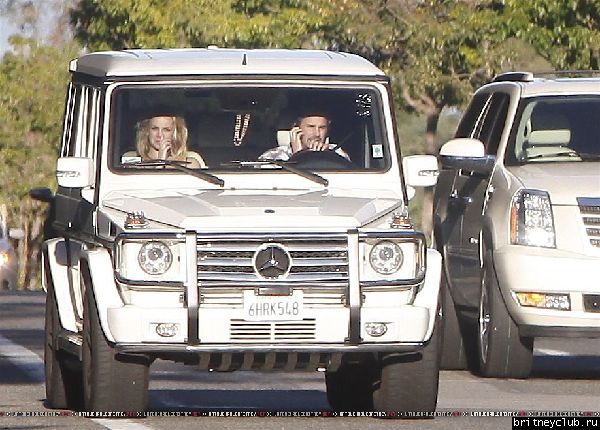 Бритни и Джейсон в Burbank16.jpg(Бритни Спирс, Britney Spears)