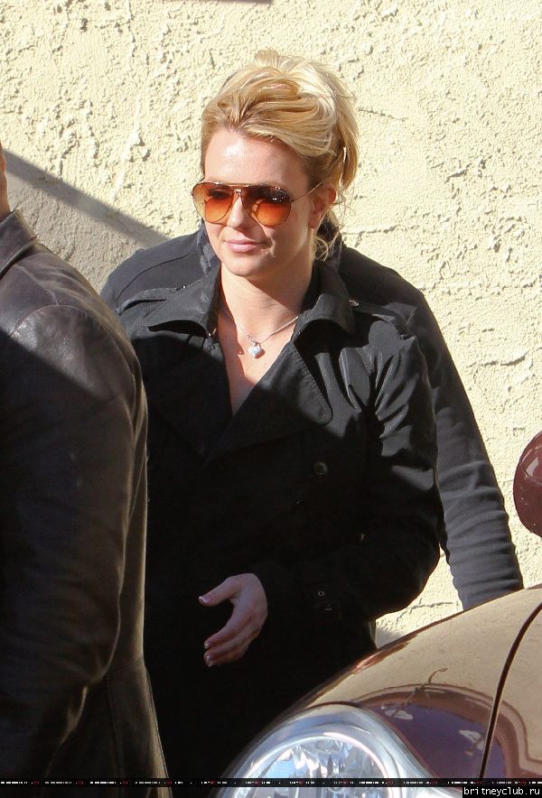 Бритни посещает салон в ТЦ Commons 45.jpg(Бритни Спирс, Britney Spears)
