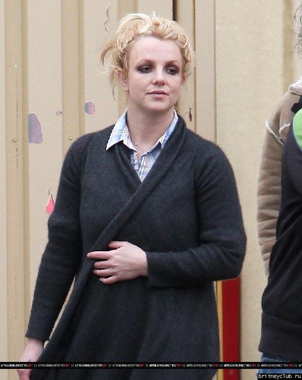 Бритни и Джейден в Вудленд Хиллз07.jpg(Бритни Спирс, Britney Spears)