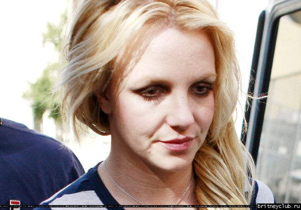 Бритни покидает танцевальную студию05.jpg(Бритни Спирс, Britney Spears)