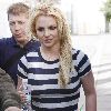 Бритни покидает танцевальную студию
