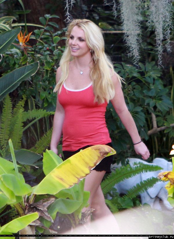 Бритни посещает студию Conway32.jpg(Бритни Спирс, Britney Spears)
