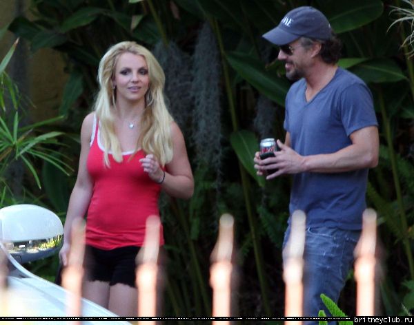 Бритни посещает студию Conway42.jpg(Бритни Спирс, Britney Spears)
