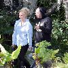 Бритни покидает студию Conway