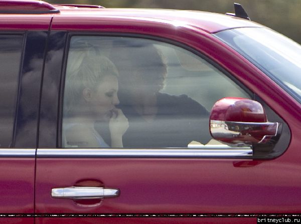 Бритни и Джейсон в Кентвуде, Луизиана04.jpg(Бритни Спирс, Britney Spears)