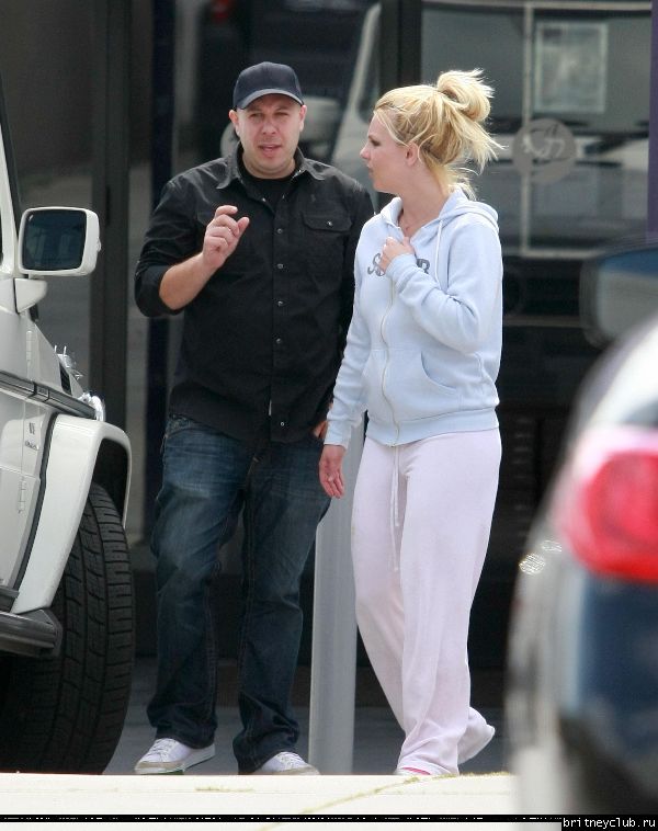 Бритни посещает студию в Бурбанке33.jpg(Бритни Спирс, Britney Spears)