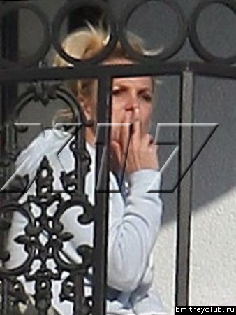 Бритни в Беверли Хиллз01.jpg(Бритни Спирс, Britney Spears)