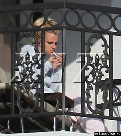 Бритни в Беверли Хиллз08.jpg(Бритни Спирс, Britney Spears)