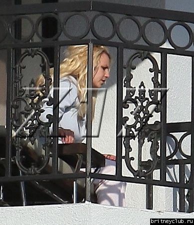 Бритни в Беверли Хиллз19.jpg(Бритни Спирс, Britney Spears)