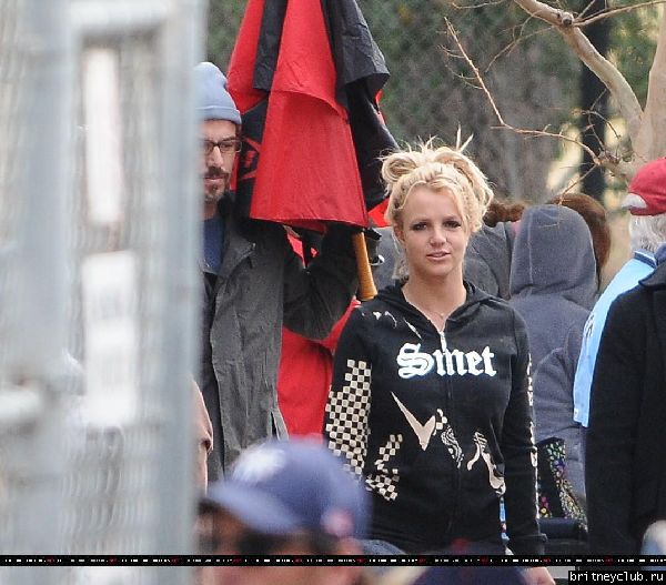 Бритни на игре Шона Престона002.jpg(Бритни Спирс, Britney Spears)