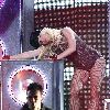 Выступление Бритни на шоу Good Morning America (Big Fat Bass)