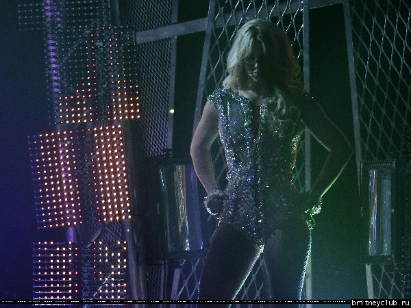 Выступление Бритни на шоу Good Morning America (Hold It Against Me)14.jpg(Бритни Спирс, Britney Spears)