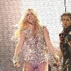Выступление Бритни на шоу Good Morning America (Hold It Against Me)