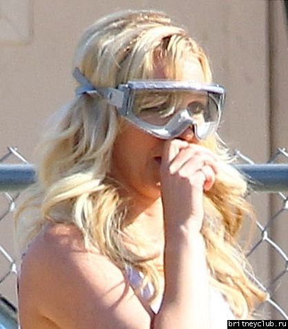Бритни на съемках юмористической сценки для шоу Jimmy Kimmel52.jpg(Бритни Спирс, Britney Spears)