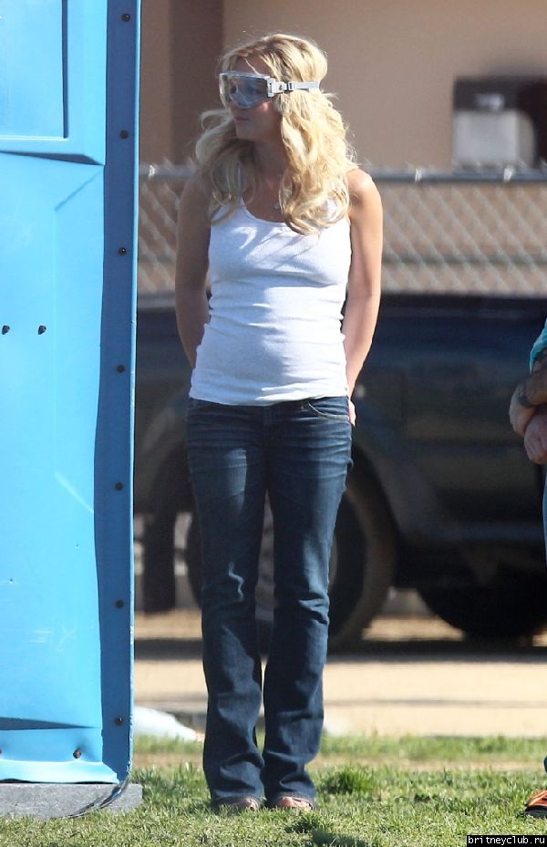 Бритни на съемках юмористической сценки для шоу Jimmy Kimmel53.jpg(Бритни Спирс, Britney Spears)