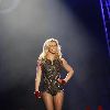 Выступление Бритни на шоу Jimmy Kimmel (Hold It Against Me)