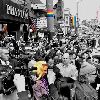 Бритни посещает исторический музей GLBT в Сан-Франциско