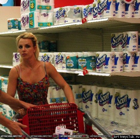 Бритни и Джейсон в Woodland Hills3.jpg(Бритни Спирс, Britney Spears)