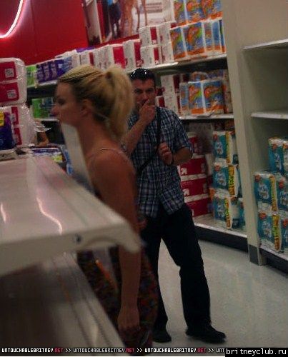 Бритни и Джейсон в Woodland Hills8.jpg(Бритни Спирс, Britney Spears)