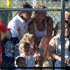 Бритни на игре Sunrise Little League