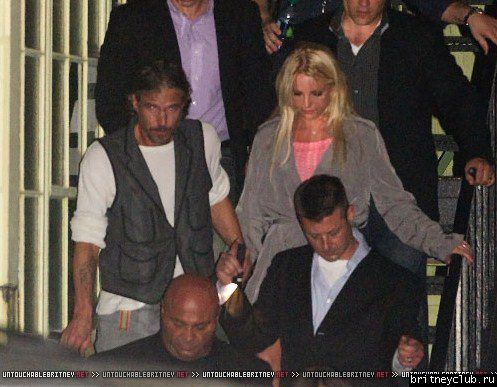 Бритни покидает клубы Troubadour и Factory03.jpg(Бритни Спирс, Britney Spears)
