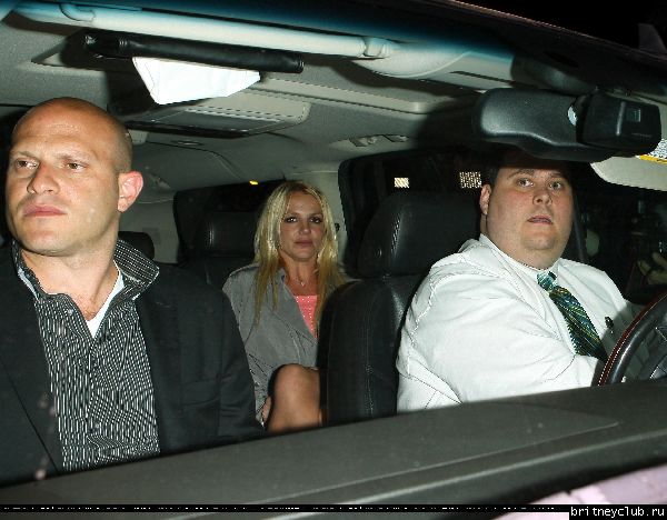 Бритни покидает клубы Troubadour и Factory13.jpg(Бритни Спирс, Britney Spears)