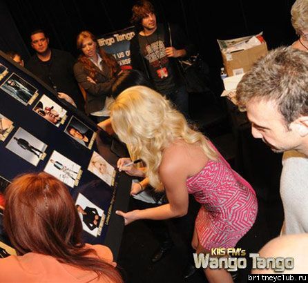 Бритни на концерте Kiis FM Wango Tango002.jpg(Бритни Спирс, Britney Spears)