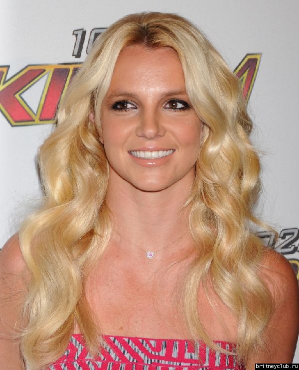 Бритни на концерте Kiis FM Wango Tango028.jpg(Бритни Спирс, Britney Spears)