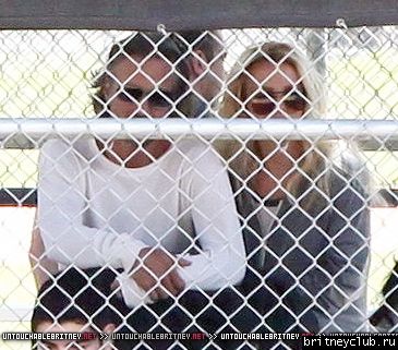 Бритни и Джейсон в Сан Фернандо27.jpg(Бритни Спирс, Britney Spears)