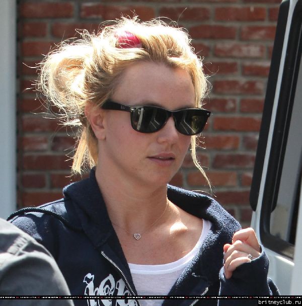 Бритни в Калабасасе03.jpg(Бритни Спирс, Britney Spears)