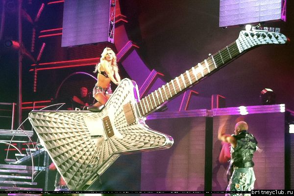 The Femme Fatale Tour в Сакраменто03.jpg(Бритни Спирс, Britney Spears)