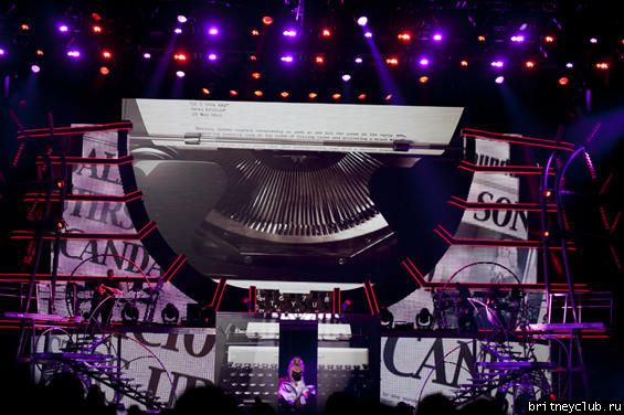 The Femme Fatale Tour в Финиксе17.jpeg(Бритни Спирс, Britney Spears)