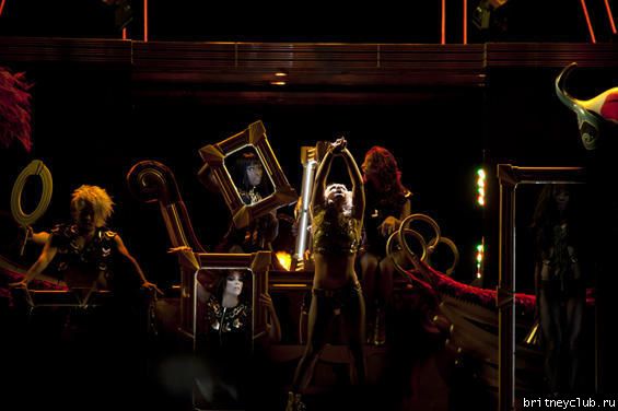 The Femme Fatale Tour в Финиксе30.jpeg(Бритни Спирс, Britney Spears)