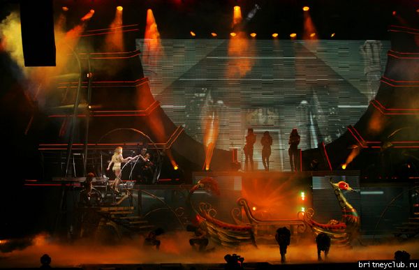 The Femme Fatale Tour в Милуоки08.jpg(Бритни Спирс, Britney Spears)
