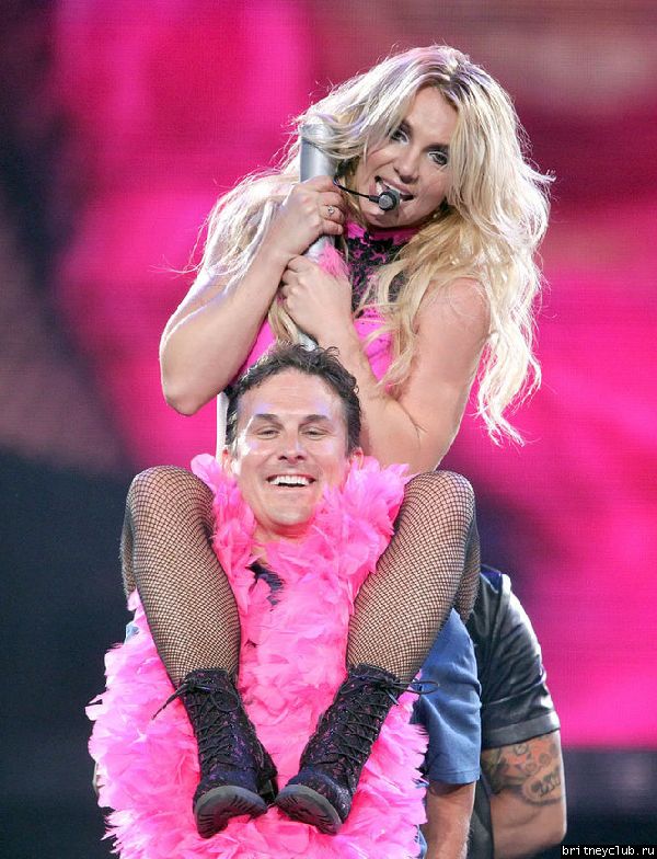 The Femme Fatale Tour в Кливленде02.jpg(Бритни Спирс, Britney Spears)