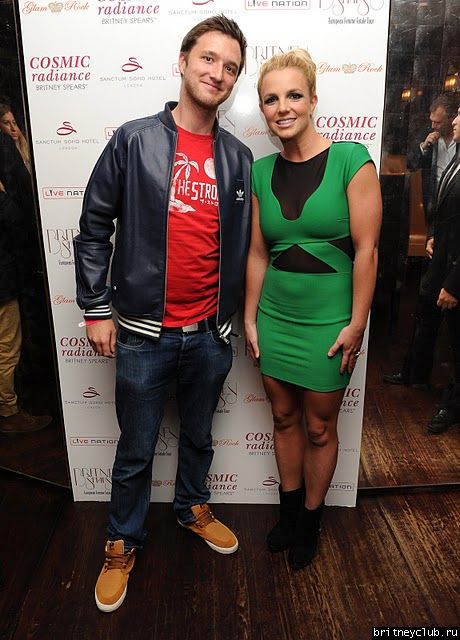 Бритни на вечеринке European Femme Fatale Tour Launch Party6.jpg(Бритни Спирс, Britney Spears)