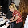 Бритни у студии Kiss FM в Лондоне