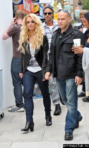 Бритни на съемках клипа "Criminal"28.jpg(Бритни Спирс, Britney Spears)