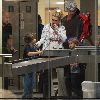 Бритни в аэропорту Hato Rey, Пуэрто Рико